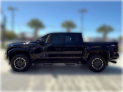 Used 2024 Toyota Tacoma TRD Sport image 6