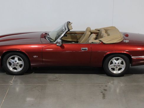 Used 1995 Jaguar XJS 4.0 Convertible RWD image 11