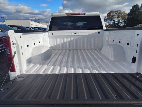 New 2026 Chevrolet Silverado 1500 LT image 9