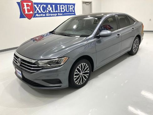 Used 2019 Volkswagen Jetta SE image 17
