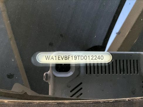 New 2026 Audi Q8 Premium Plus image 16