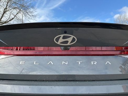 New 2026 Hyundai Elantra Sport FWD image 10