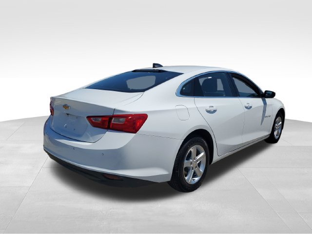 Used 2024 Chevrolet Malibu LS w/ Driver Confidence Package FWD image 4