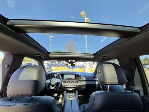 Certified 2022 Mercedes-Benz GLS 450 4MATIC image 23