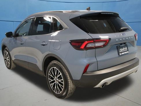 Used 2025 Ford Escape SE w/ PHEV Premium Package FWD image 33