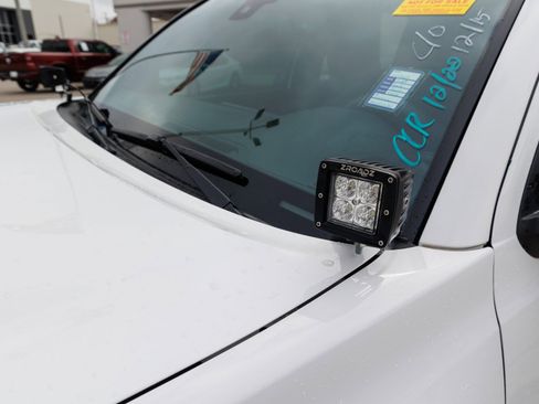 Used 2018 Toyota Tacoma SR5 image 17