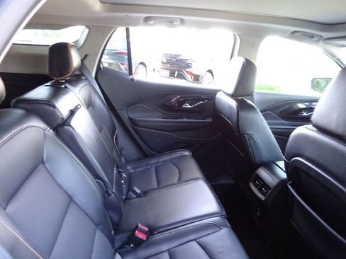 Certified 2023 GMC Terrain AT4 w/ Infotainment Package II AWD/4WD image 25