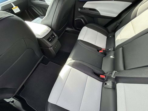 New 2026 Chevrolet Equinox EV LT image 11