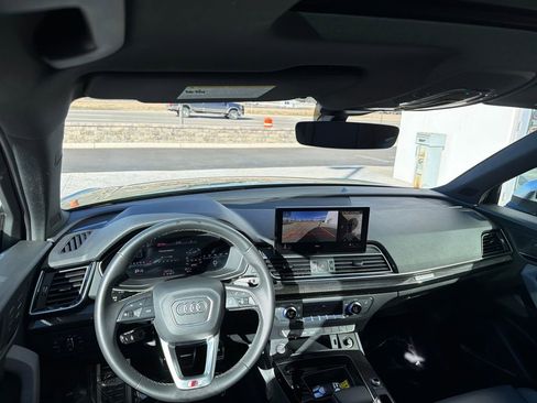 Used 2023 Audi SQ5 Premium Plus w/ Premium Plus Package image 13