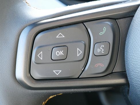Used 2024 Jeep Wrangler Unlimited Sport AWD/4WD image 23