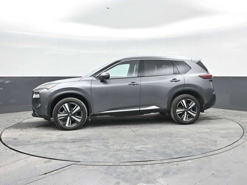 Used 2023 Nissan Rogue SL AWD/4WD image 4