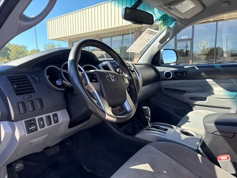 Used 2012 Toyota Tacoma 4x4 Double Cab image 12