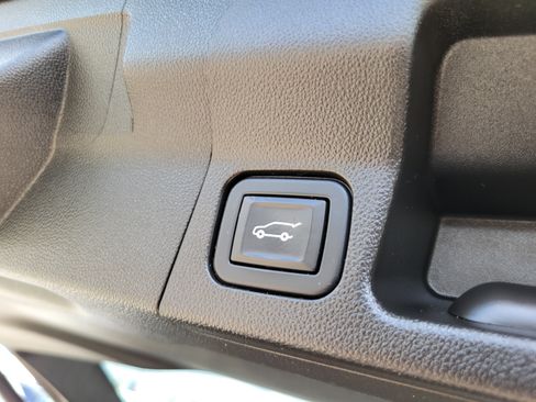 Used 2021 GMC Acadia SLE w/ Driver Convenience Package AWD/4WD image 22