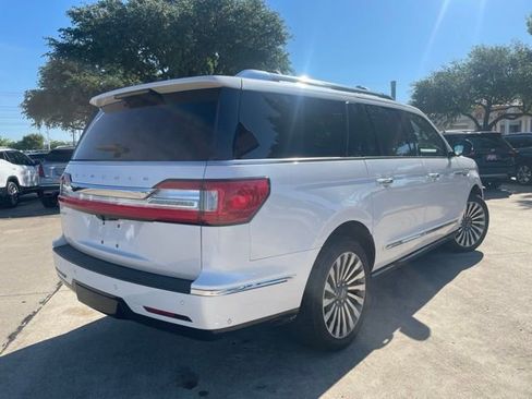 Used 2019 Lincoln Navigator L Reserve w/ Cargo Package AWD/4WD image 4