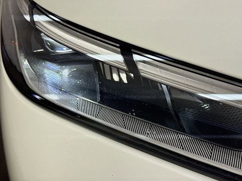 Used 2023 INFINITI QX60 Luxe w/ Cargo Package AWD/4WD image 39