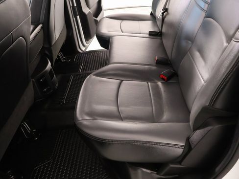 Used 2024 RAM 3500 Tradesman w/ Chrome Appearance Group image 12