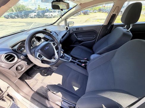 Used 2019 Ford Fiesta SE FWD image 13