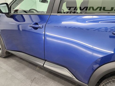 Used 2023 Nissan Rogue SV image 30