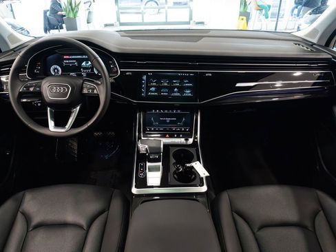 Used 2023 Audi Q7 3.0T Prestige w/ Prestige Package image 9