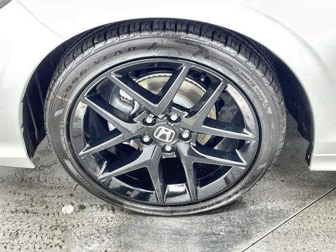 Certified 2025 Honda Civic Sport image 10