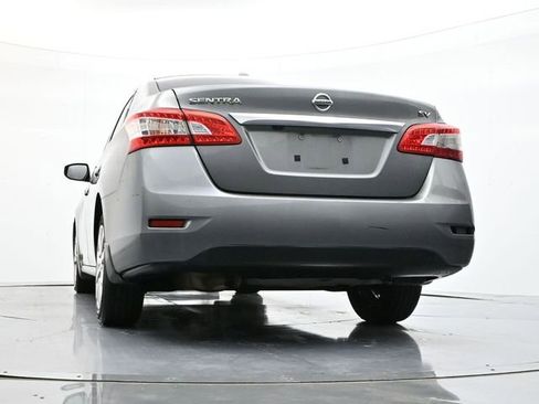 Used 2015 Nissan Sentra SV image 30