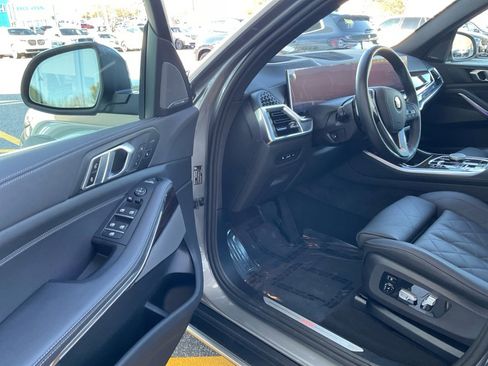 Certified 2026 BMW X5 sDrive40i w/ Climate Comfort Package image 31