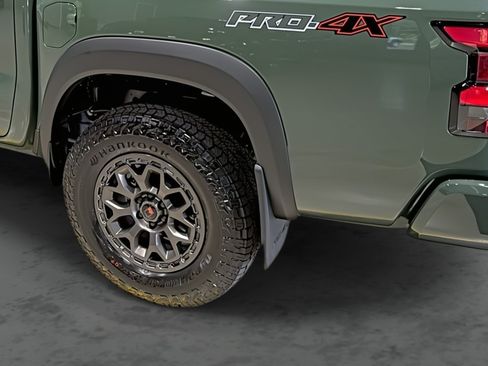 New 2026 Nissan Frontier PRO-4X w/ Pro-4x Convenience Package AWD/4WD image 11
