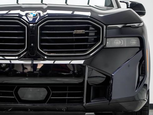 Used 2023 BMW XM w/ M Driver's Package AWD/4WD image 13