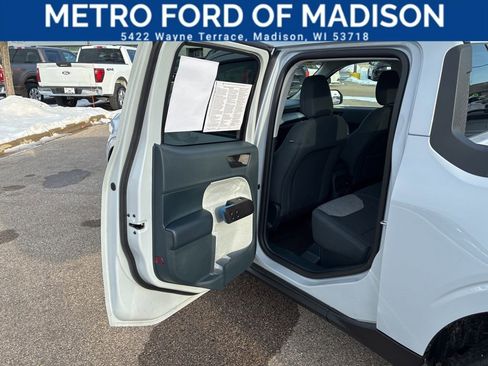 Certified 2025 Ford Maverick XLT w/ Equipment Group 301A image 40