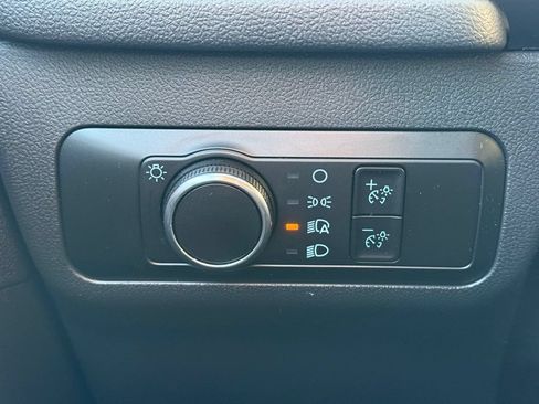 Used 2025 Ford Escape Active FWD image 9
