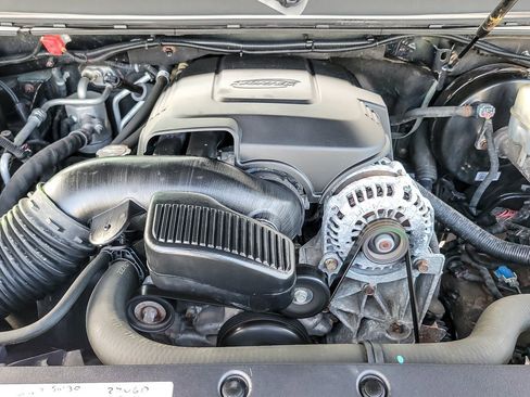 Used 2012 Chevrolet Tahoe LTZ image 24