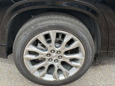 Used 2024 GMC Acadia Denali w/ Super Cruise Package FWD image 5