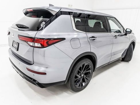 Used 2022 Mitsubishi Outlander SEL Black Edition AWD/4WD image 6