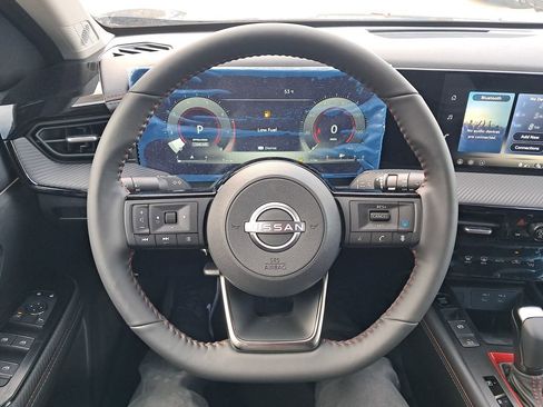 New 2026 Nissan Kicks SR w/ SR Premium Package AWD/4WD image 15