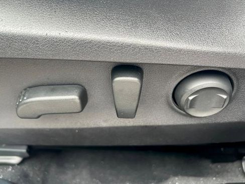 Certified 2025 Subaru Outback Premium AWD/4WD image 16