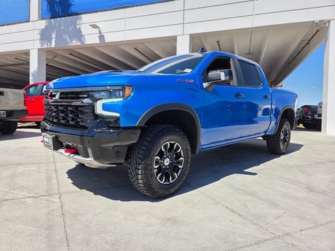 Certified 2025 Chevrolet Silverado 1500 ZR2 w/ Technology Package AWD/4WD image 2