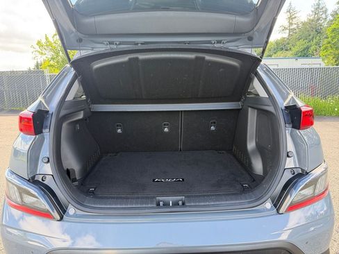 Used 2023 Hyundai Kona Limited w/ Cargo Package FWD image 22