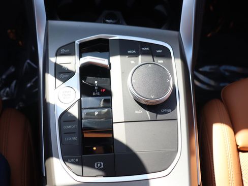 Used 2025 BMW M240i Coupe image 27