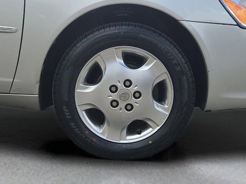 Used 2004 Toyota Avalon XL FWD image 11