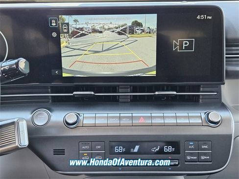 Used 2025 Hyundai Kona SEL image 17