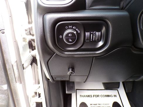 Used 2020 RAM 3500 Laramie image 23