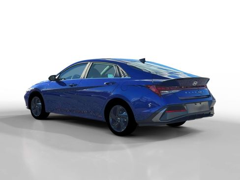 New 2026 Hyundai Elantra SEL Sport Premium w/ Cargo Package image 4