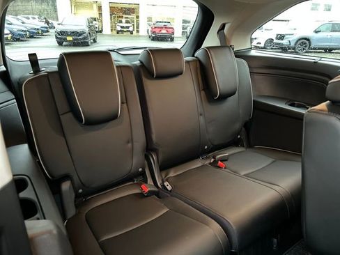 Used 2026 Honda Odyssey Touring image 12