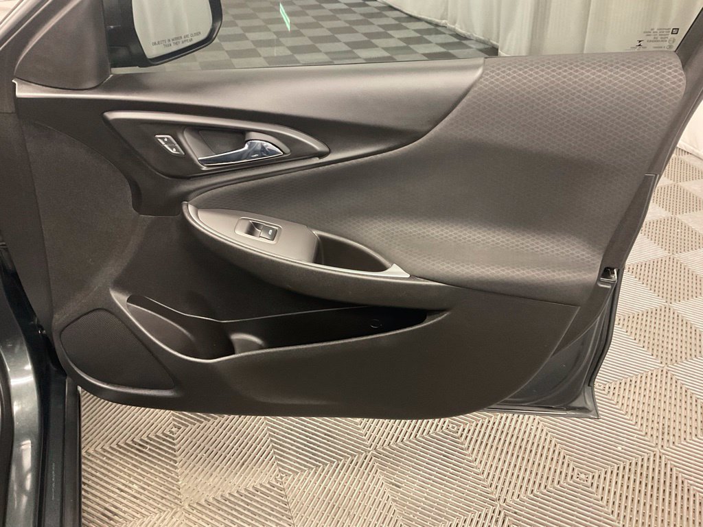 Used 2018 Chevrolet Malibu LS w/ LPO, Convenience Package 2 FWD image 23