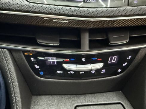 Used 2018 Cadillac CT6 Luxury AWD/4WD image 31