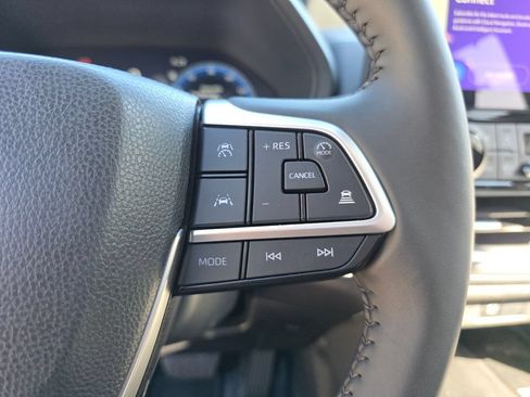 Used 2026 Toyota Grand Highlander AWD image 33