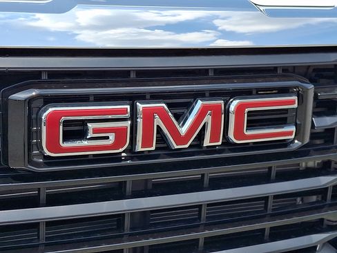New 2026 GMC Sierra 2500 Pro w/ Convenience Package AWD/4WD image 11