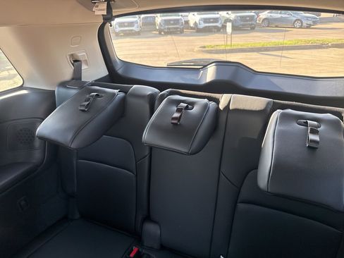 Certified 2024 Nissan Pathfinder SL w/ SL Premium Package image 38