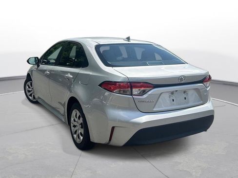 Used 2024 Toyota Corolla LE FWD image 8