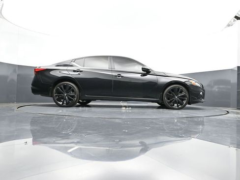 Used 2022 Nissan Altima 2.5 SR w/ Midnight Edition Package AWD/4WD image 40